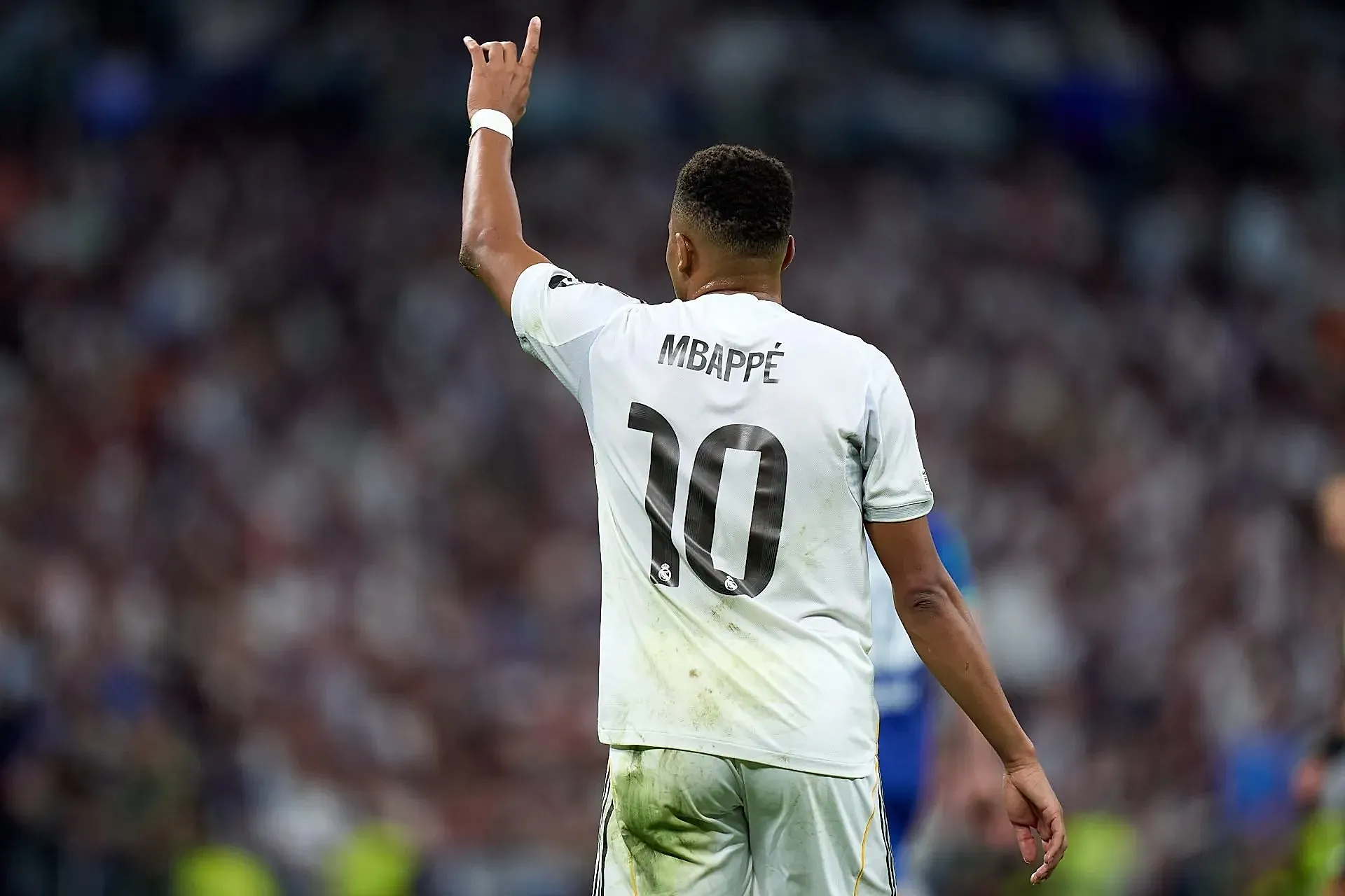 73 Millionen Unterschriften, Yacht-Urlaub, Pfiffe im Bernabéu… Mourinhos Mbappé-Entscheidung Überrascht Alle