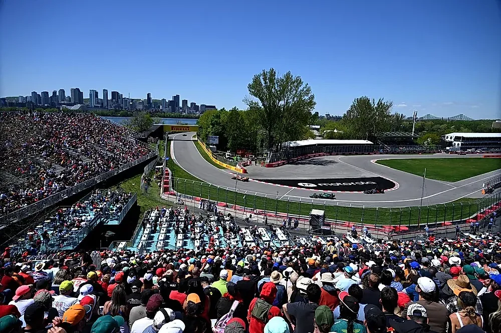 Tempête Mercedes au Canada : Russell en Pole, Alonso dans le Décor !