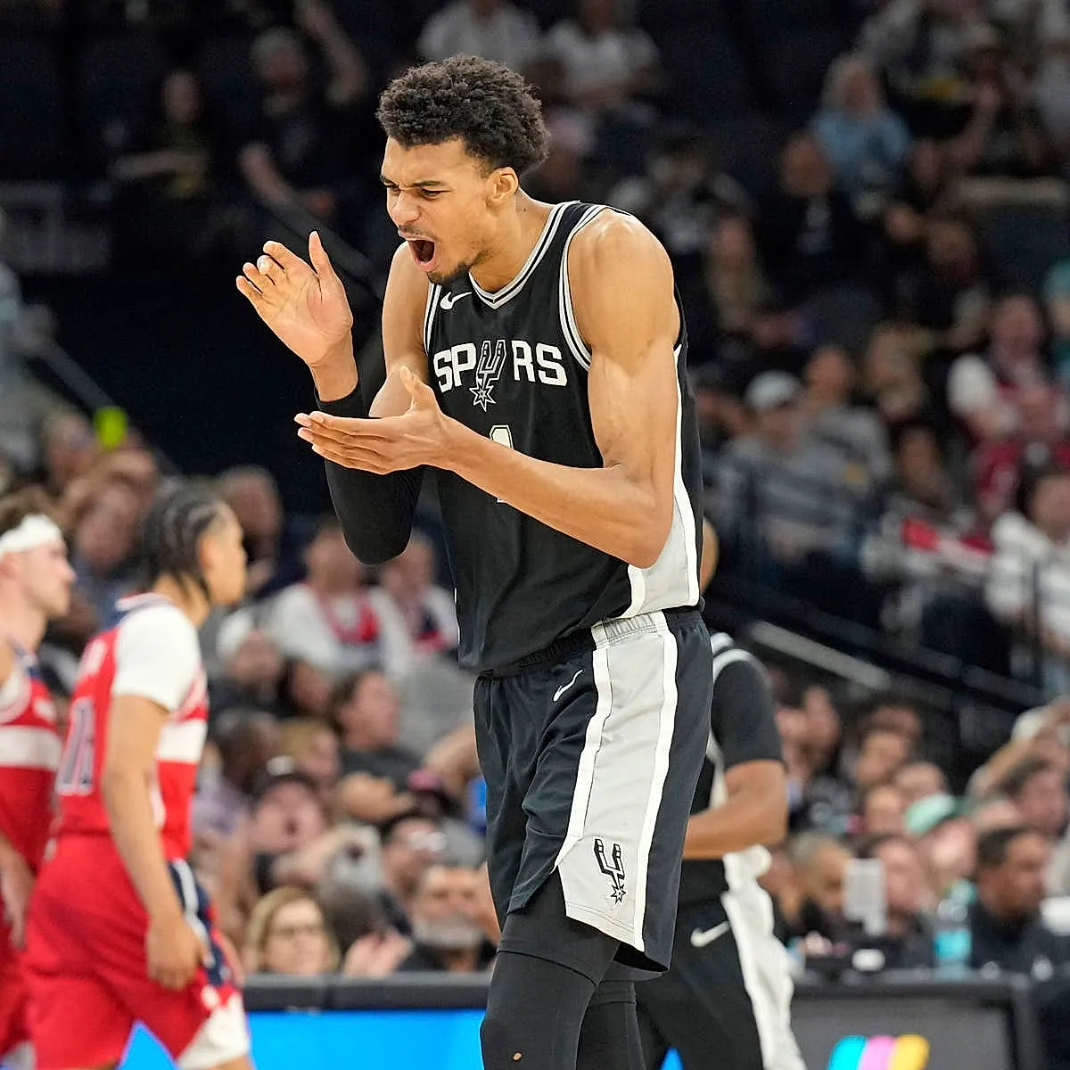 die Spurs Gleichen die Serie aus: die Wembanyama-Show