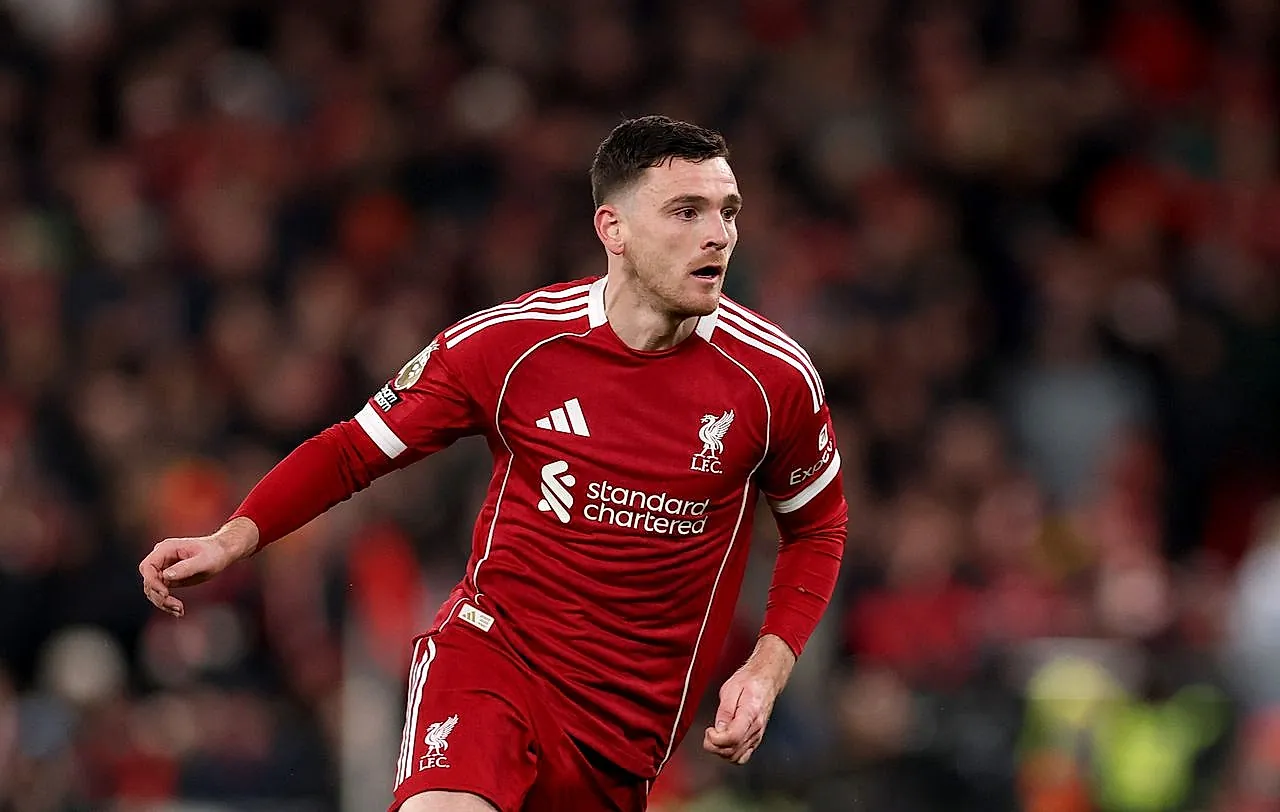  le "Champion du Peuple" d'Anfield en Route vers Tottenham : l'Accord pour Robertson est Conclu