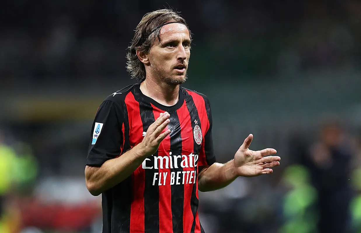  la Dernière Scène d'une Légende : Modric Prendra sa Retraite du Football Après la Coupe du Monde — l'Histoire Déchirante de Schira