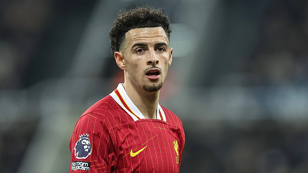  Bombe de Romano à Anfield : Curtis Jones Pourrait Prendre la Direction de l'Inter Milan — Blocage Contractuel et Étiquette de Prix de 35 Millions d'Euros