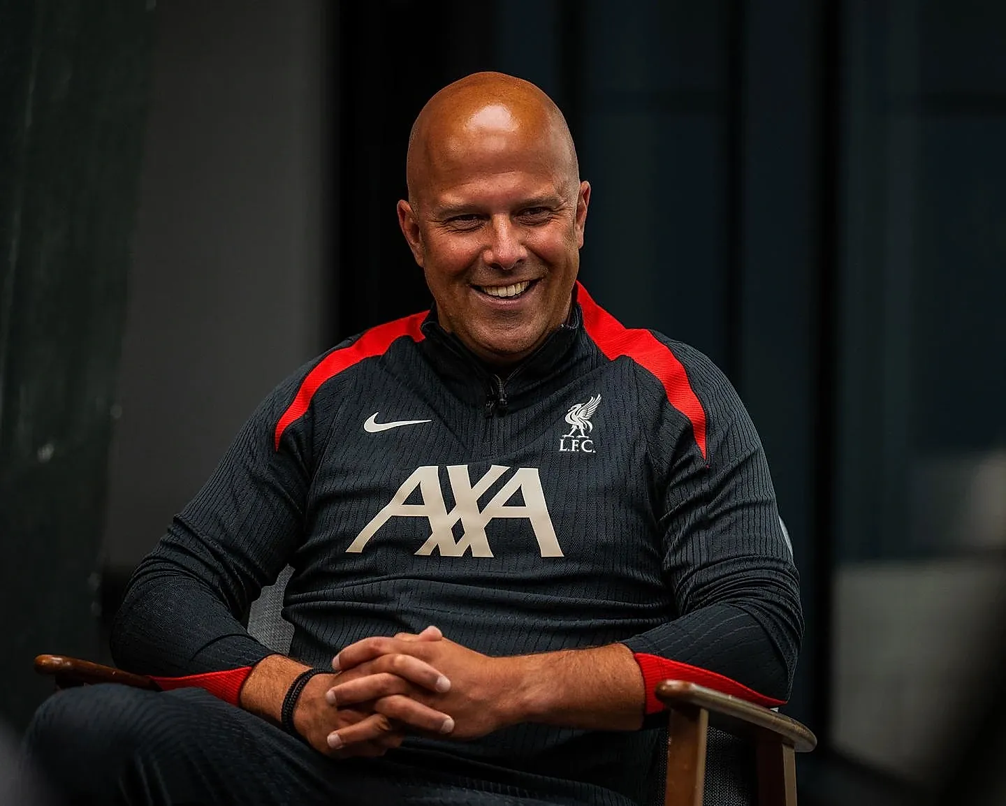  DERNIÈRE MINUTE - Romano Lâche la Bombe : Arne Slot et Liverpool Séparent Leurs Chemins avec Effet Immédiat, Iraola Émerge comme Nouveau Patron d'Anfield