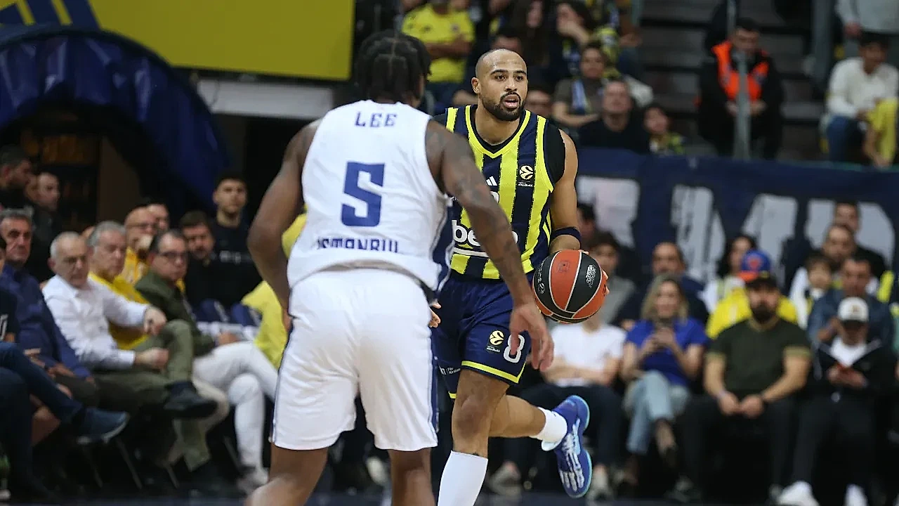 Die Giganten des Halbfinales: Fenerbahçe-Anadolu Efes