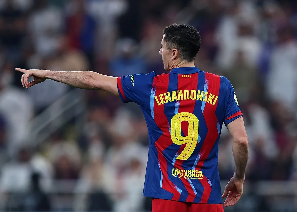  Bombe Lewandowski de Hakan Safi : 2 Ans, 10 Millions d'Euros