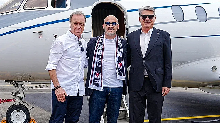 Le nouvel entraîneur de Beşiktaş, Vincenzo Italiano, est à Istanbul !