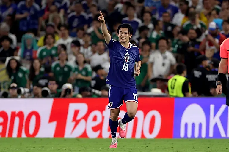  Le Japon quasi qualifié : la Tunisie balayée 4-0