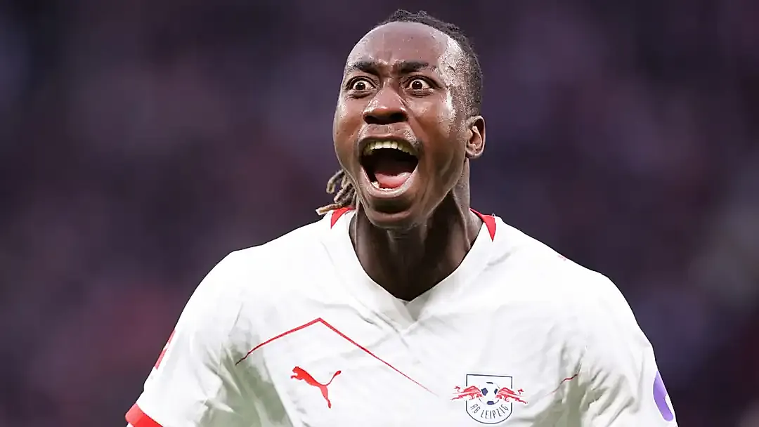 Somme énorme pour Diomande : Liverpool pousse, Leipzig résiste