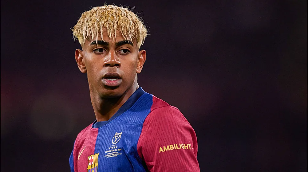Yamal Urges Álvarez to Join Barcelona