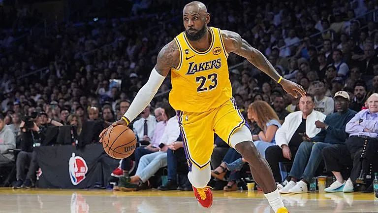 The longest wait in NBA history: LeBron James still hasn't decided