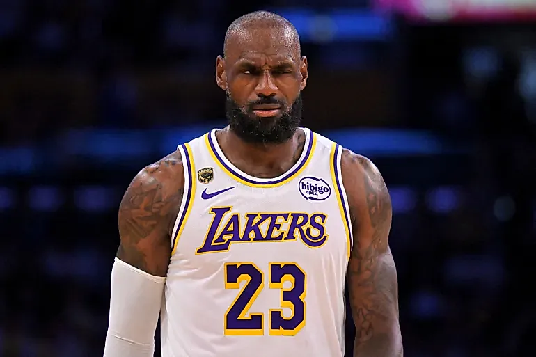 Decision confirmed: LeBron James to Philadelphia